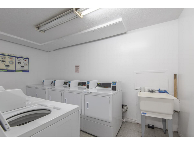 2 Bedroom Apartment for Rent - 2969 Fairlea Crescent in Long Term Rentals in Ottawa - Image 16