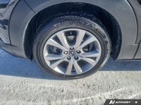 2023 Mazda CX-30 Le Mazda CX-30 GS AWD 2023 se démarque par son design extérieur raffiné, combinant... (image 8)