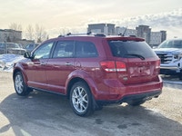 AMVIC Licensed Dealer * Remote Start * Keyless Entry * Heated Front Seats * Heated Steering Wheel *... (image 5)