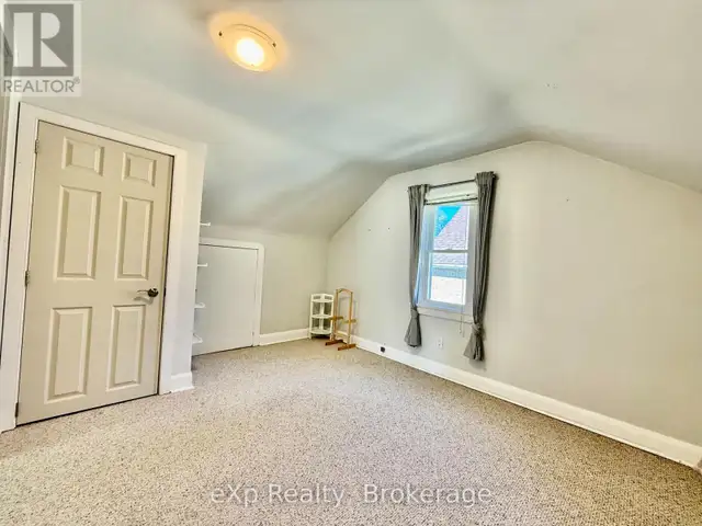 251 11TH AVENUE Hanover, Ontario in Houses for Sale in Owen Sound - Image 14