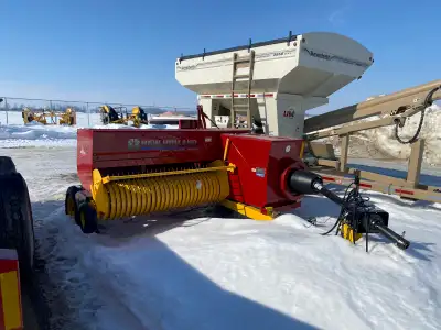 2025 NEW HOLLAND HAYLINER 275 SMALL SQUARE BALER STOCK# A115733 HYDRAFORMATIC 2-WAY BALE TENSION TWI...