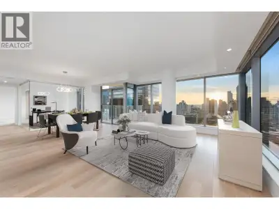 Discover the Prestigious Private Residences at Hotel Georgia, an exquisite downtown oasis. This sout...