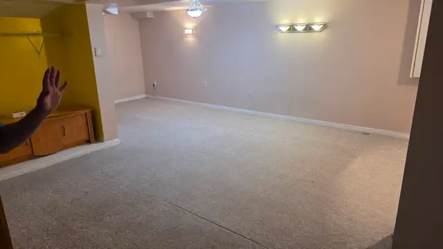 Ajax, Westney & Kingston Rd. Basement Apt. $1150/mo plus.utilite in Long Term Rentals in City of Toronto - Image 8