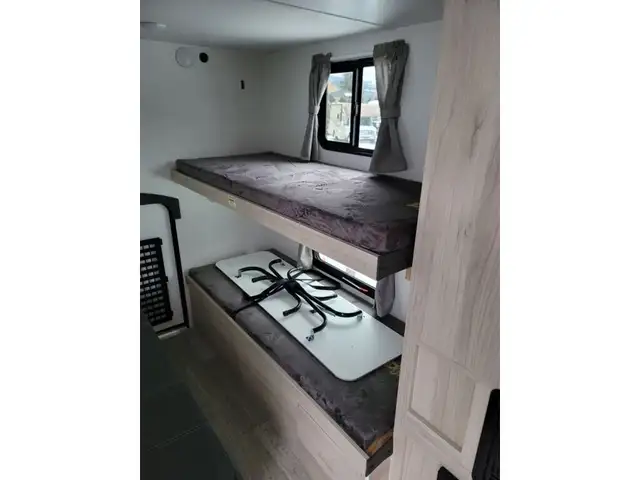 2023 Winnebago Hike 100 H1316TB in Travel Trailers & Campers in Penticton - Image 11