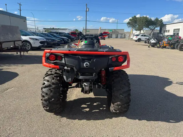2023 Can-Am Outlander 1000R XMR in ATVs in Sudbury - Image 3