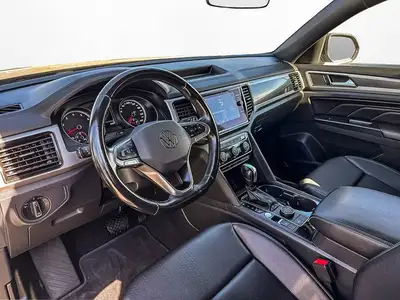 2020 Volkswagen Atlas Cross Sport Comfortline | LEATHER SEATS, View more