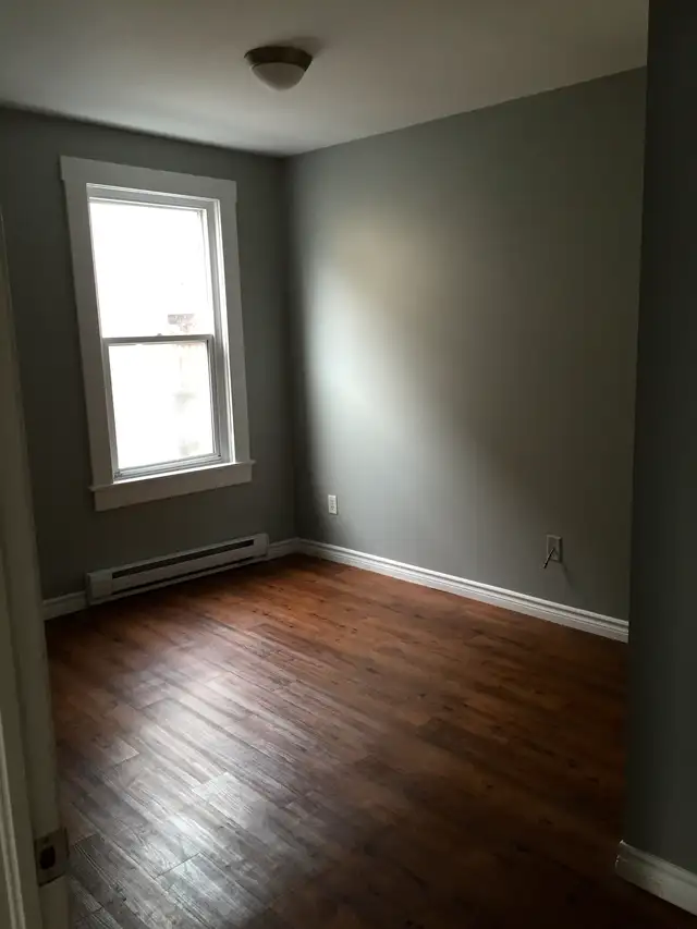 Hawthorn - Main Level 2 Bedroom Flat across from Sullivan's Pond | Long ...