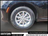 This used 2026 Dodge Durango GT for sale in Edmonton has just 2565 km and is finished in DB Black Cr... (image 6)