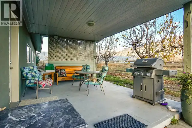 7231 ISLAND Road Oliver, British Columbia in Houses for Sale in Penticton - Image 35
