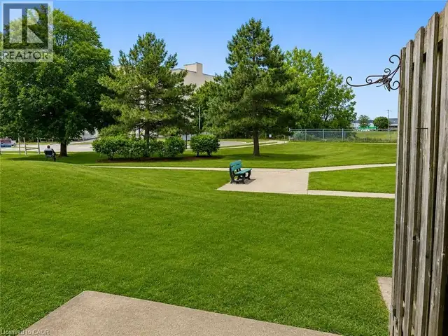 10 HOLBORN Court Unit# 38 Kitchener, Ontario in Houses for Sale in Kitchener / Waterloo - Image 30