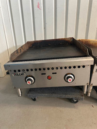 Gas flat grill