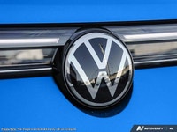 This Volkswagen Taos boasts a Intercooled Turbo Regular Unleaded I-4 1.5 L/91 engine powering this A... (image 8)