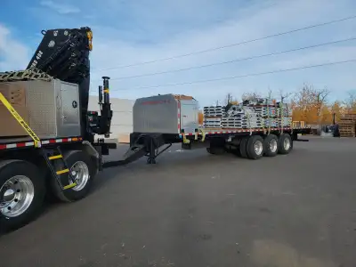 Good condition 36 ton tag trailer Air brakes Linex on front of trailer Endura paint on the rest of t...
