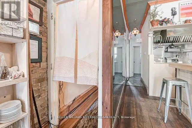 1118 QUEEN STREET E Toronto (South Riverdale), Ontario in Commercial & Office Space for Sale in City of Toronto - Image 40