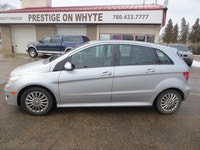 OPTIONS INCLUDE HEATED/POWER LEATHER/CLOTH SEATS, PANORAMIC SUNROOF, POWER WINDOWS/LOCKS/MIRRORS, AI... (image 5)