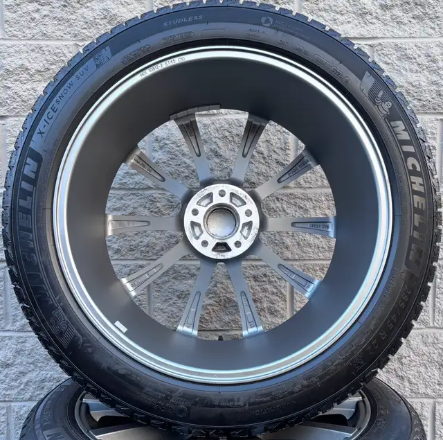 (NEW) 4x 285/45R22 Michelin Winters w/ Range Rover Rims + TPMS in Tires & Rims in City of Toronto - Image 9