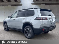 This Jeep Cherokee delivers a Intercooled Turbo Gas/Electric I-4 1.6 L/98 engine powering this Varia... (image 4)