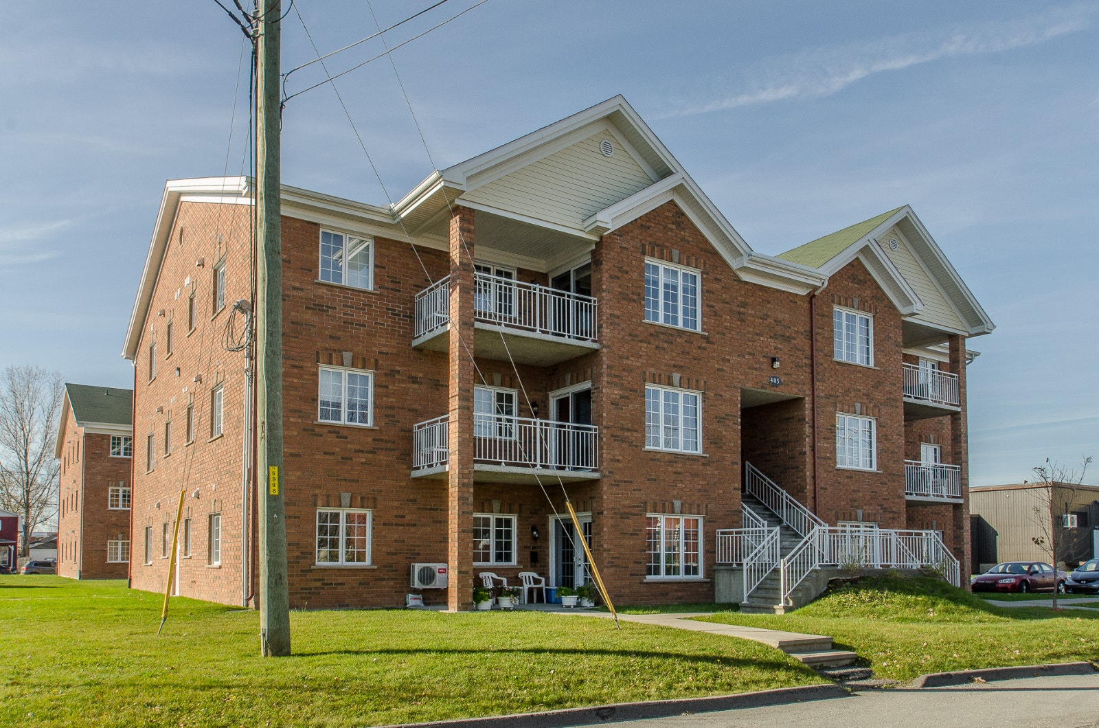 1395 Rue Brûlotte — photo 3
