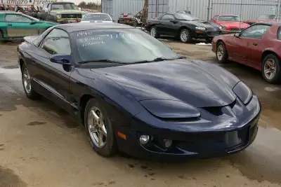 David Ts Camaro & Firebird 112,000kms, Factory Chrome Wheels, Custom Exhaust System Stock #: 1797 Pa...