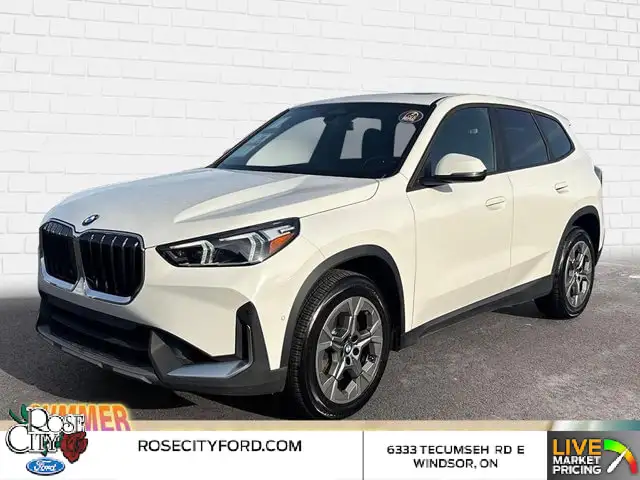 2023 BMW X1 xDrive28i | Heated Seats | Panoramic Sunroof