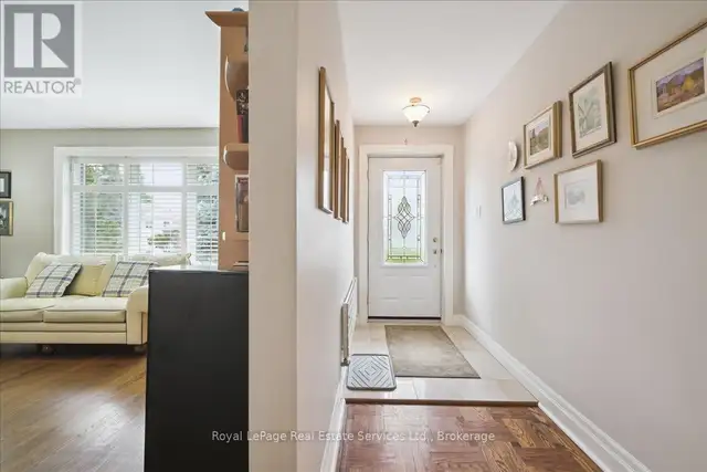 281 PINEHURST DRIVE Oakville (FD Ford), Ontario in Houses for Sale in Oakville / Halton Region - Image 8