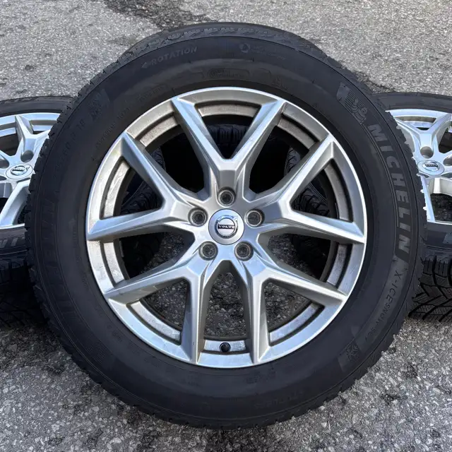 Volvo XC60 18 Inch *OEM* Wheels & Winter Tires in Tires & Rims in City of Toronto - Image 3