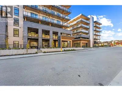 Live where sophistication meets the Okanagan lifestyle at Zara at Lakestone — the award-winning, mas...