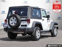 New Price! Bright White Clearcoat 2018 Jeep Wrangler JK Sport - Super Low KMs - Stereo Upgraded 4WD... (image 4)