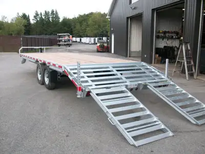 REMORQUE PLATE-FORME DECK OVER 8'.6'' X 23' 20' + 3' DROP 2 ESSIEUX 7000LB.SUSPENSION SLIPPER HD RAM...