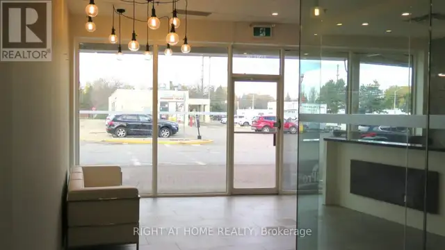 UNIT # 18 - 1725 KINGSTON ROAD Pickering (Village East), Ontario in Commercial & Office Space for Rent in Oshawa / Durham Region - Image 7
