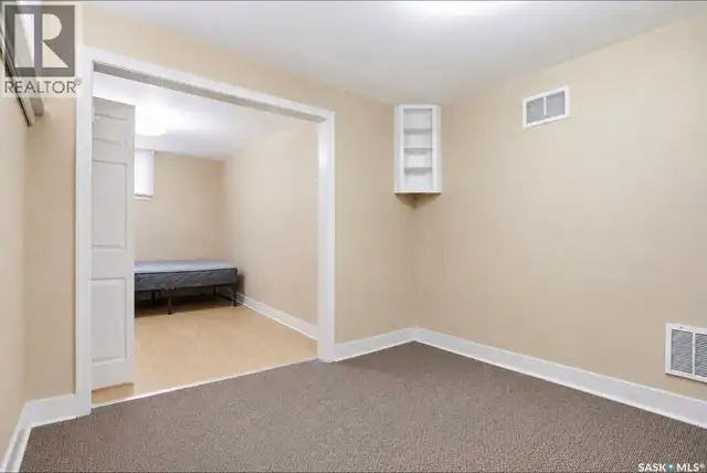 610 Albert AVENUE Saskatoon, Saskatchewan in Houses for Sale in Saskatoon - Image 39