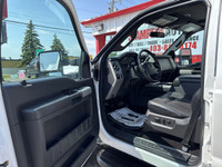 LARIAT | 6.7L DIESEL | CREW CAB | 4X4 This 2015 Ford F-350 Super Duty LARIAT combines serious towing... (image 8)