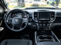Welcome to 400 Chrysler Dodge Jeep Ram. Powerful 3.6L V-6 engine - 4x4 drivetrain for superior tract... (image 2)