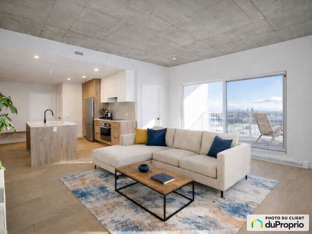 $825,000 - Condominium in Mercier / Hochelaga / Maisonneuve — photo 1