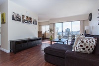 Stunning 1 bedroom apartment available at The Citadel, Bridgeview and Shoreview-Call Today! Current... (image 3)