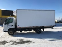 2020 Hino Truck 195 2020 HINO TRUCK 195;Medium Duty Trucks - VAN-REEFER Penske Location 2824 EINSTEI... (image 3)