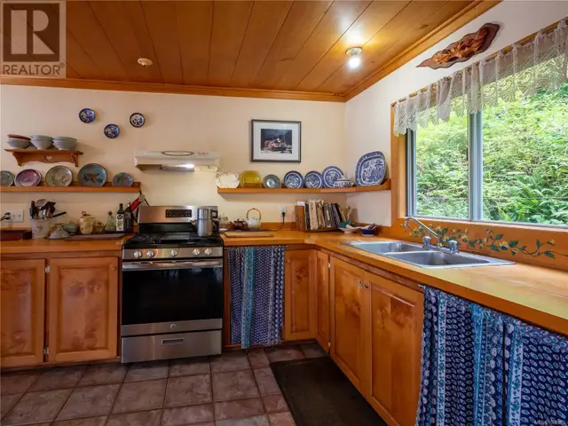 SL5 Echo Bay See Remarks, British Columbia in Condos for Sale in Port Hardy / Port McNeill - Image 18