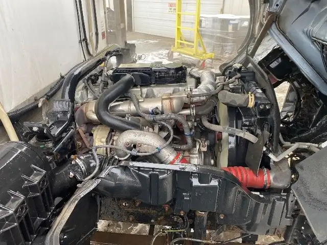 2018 Hino Truck 195 FROZEN in Heavy Trucks in Saskatoon - Image 24