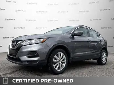 Win a score on this certified 2023 Nissan Qashqai while we have it. Spacious but easy-moving, its tr...