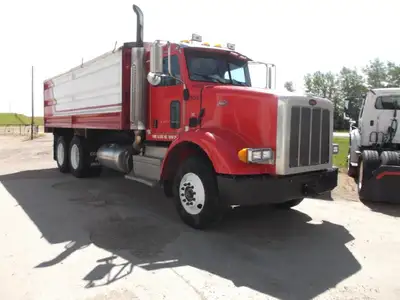 370hp Paccar by Cummins ISL Engine, 13 speed Standard Eaton Fuller Transmission, Air Suspension, Air...