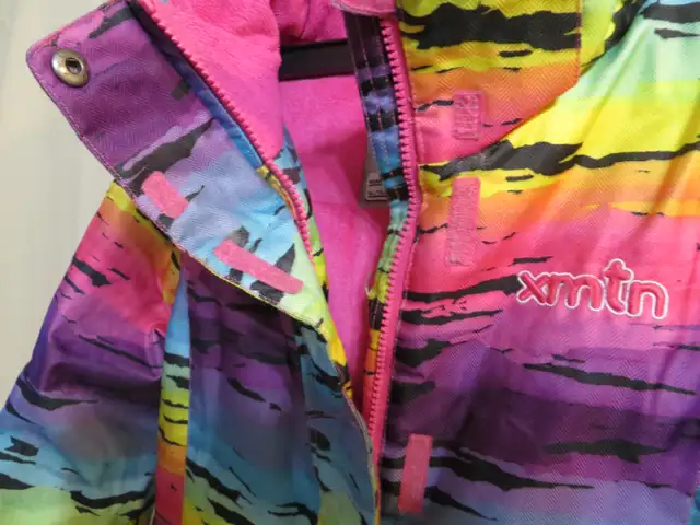Girl's Multi Colored Hooded Winter Jacket Size 14Y in Kids & Youth in Winnipeg - Image 4