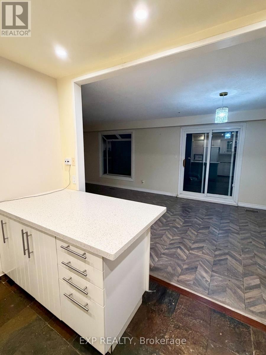 UPPER - 119 INGLESIDE DRIVE Kitchener, Ontario 4