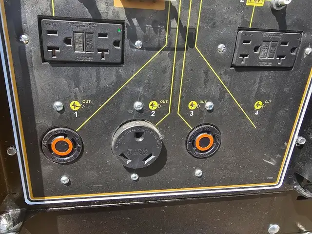 2025 Allmand Maxi-Lite Light Tower in Heavy Equipment in Edmonton - Image 4