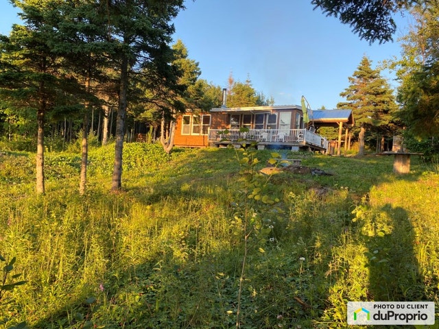 $265,000 - Cottage for sale in Les Méchins — photo 1