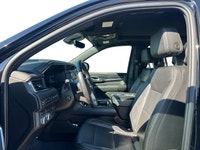 This GMC Yukon XL delivers a Diesel I6 3.0L/ engine powering this Automatic transmission. ENGINE, DU... (image 9)