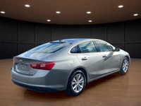 Price includes $1,000 finance credit. Price does not include fees or taxes. Presenting the 2023 Chev... (image 5)