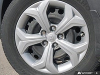 YES Essentials Stain-Resistant Cloth Seat Trim, Wheels: 17 x 7.0J Alloy, Variable Intermittent Wiper... (image 5)