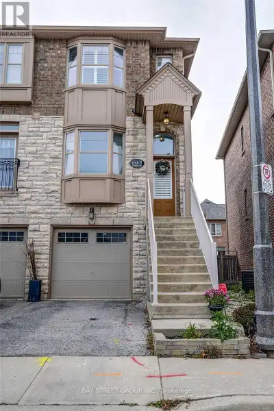 9 - 2410 WOODSTOCK TRAIL Oakville (WM Westmount), Ontario