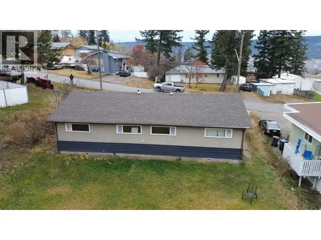 904 TOOP ROAD Williams Lake, British Columbia in Houses for Sale in Williams Lake - Image 4