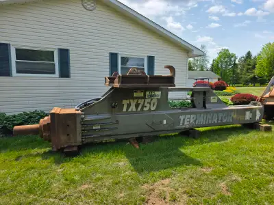 TERMINATOR TX750 – 75,000 ft-lb Gravity Drop Rock - Boulder - Excavation - Concrete Wall - Slabs - B...